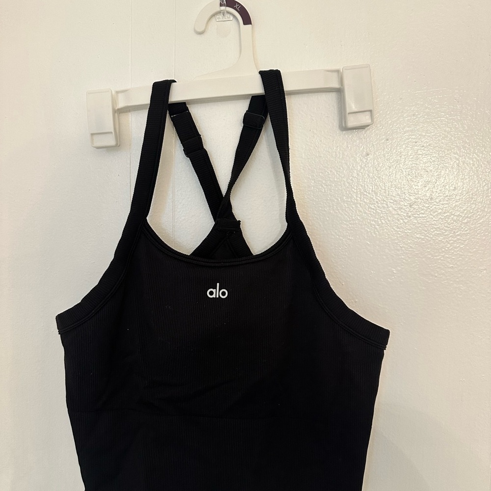Alo tank top